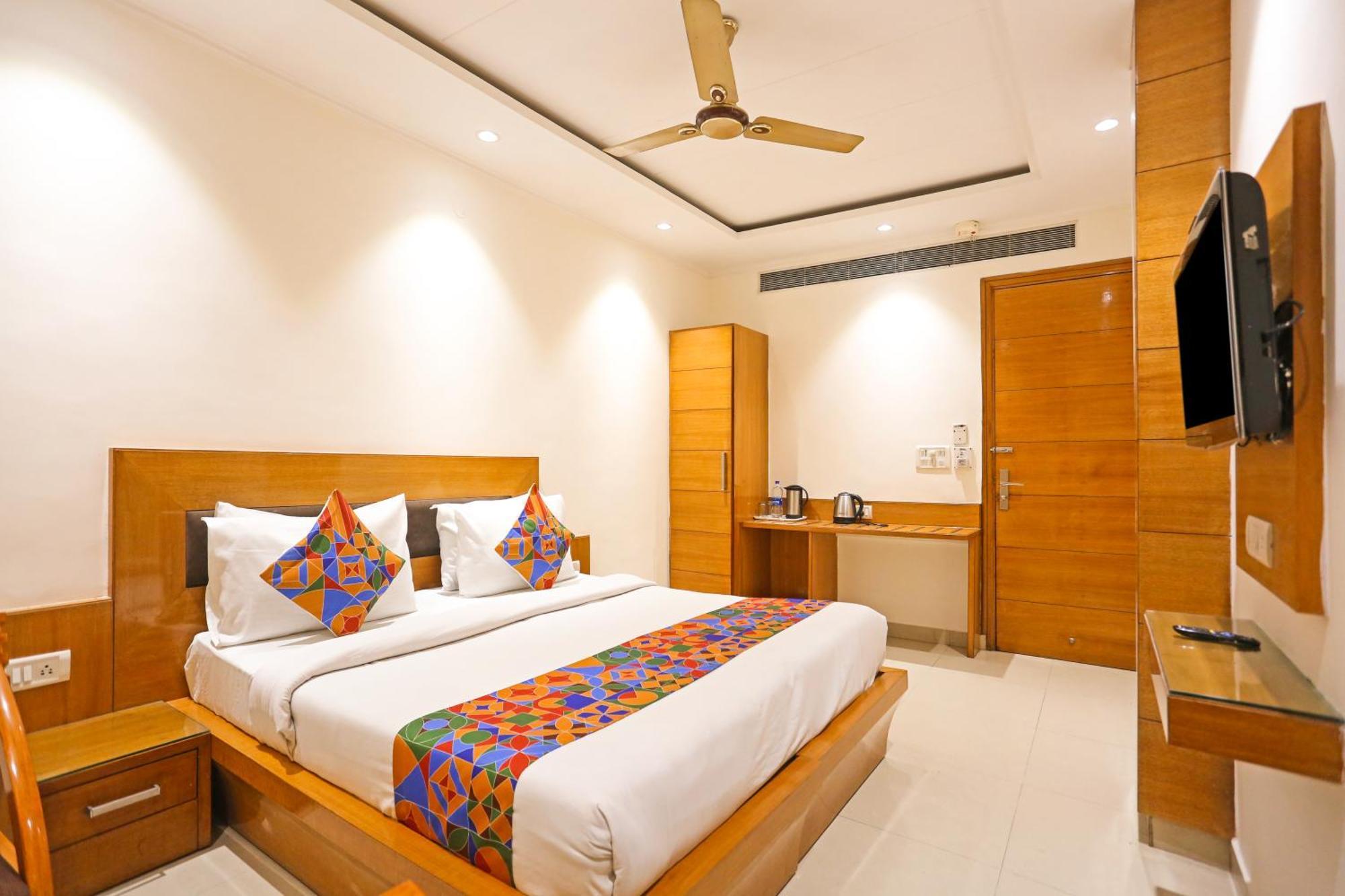 Hotel Fortuner, Karol Bagh, New Delhi Екстер'єр фото